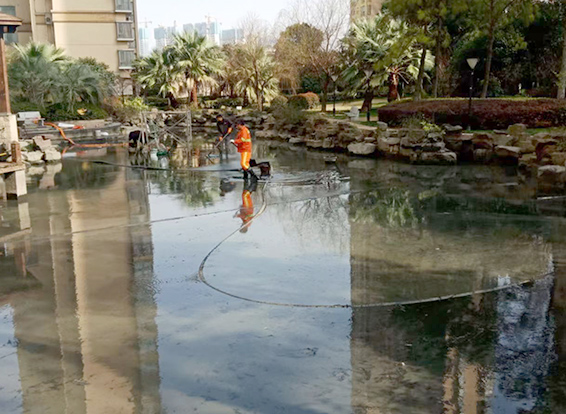 益阳景观池淤泥清理